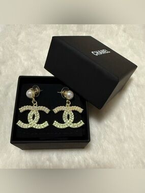 Elegant CC Drop Earrings with Pearl Tops